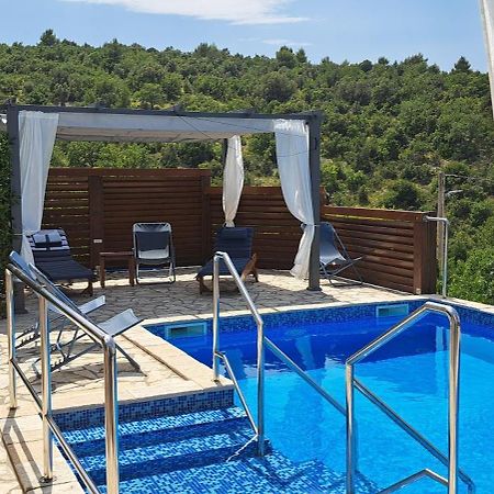 Ljubač Rustic Apartment Mariva מראה חיצוני תמונה