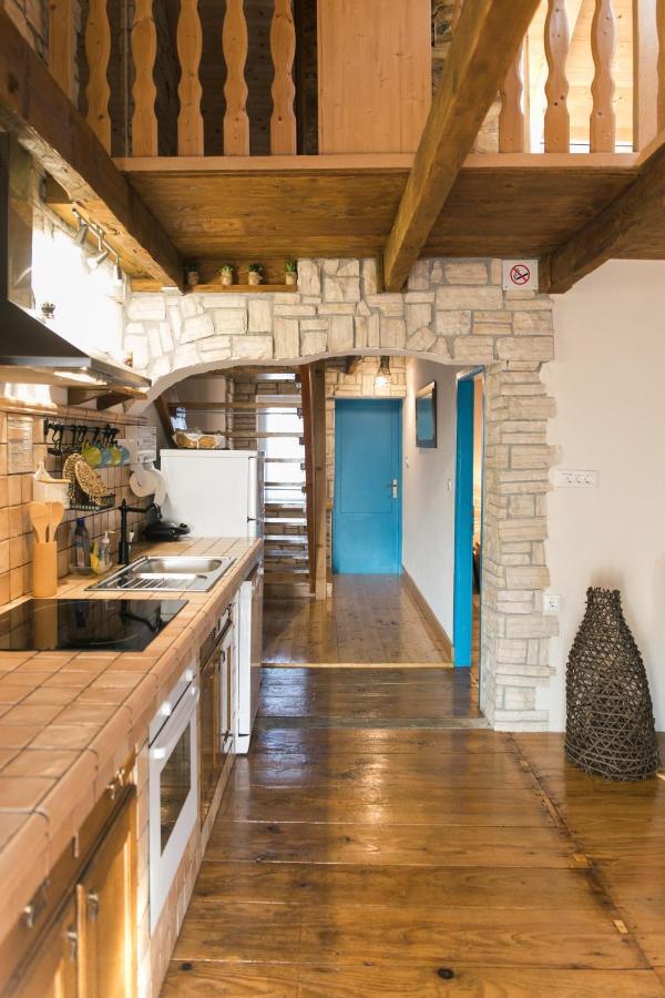 Ljubač Rustic Apartment Mariva מראה חיצוני תמונה